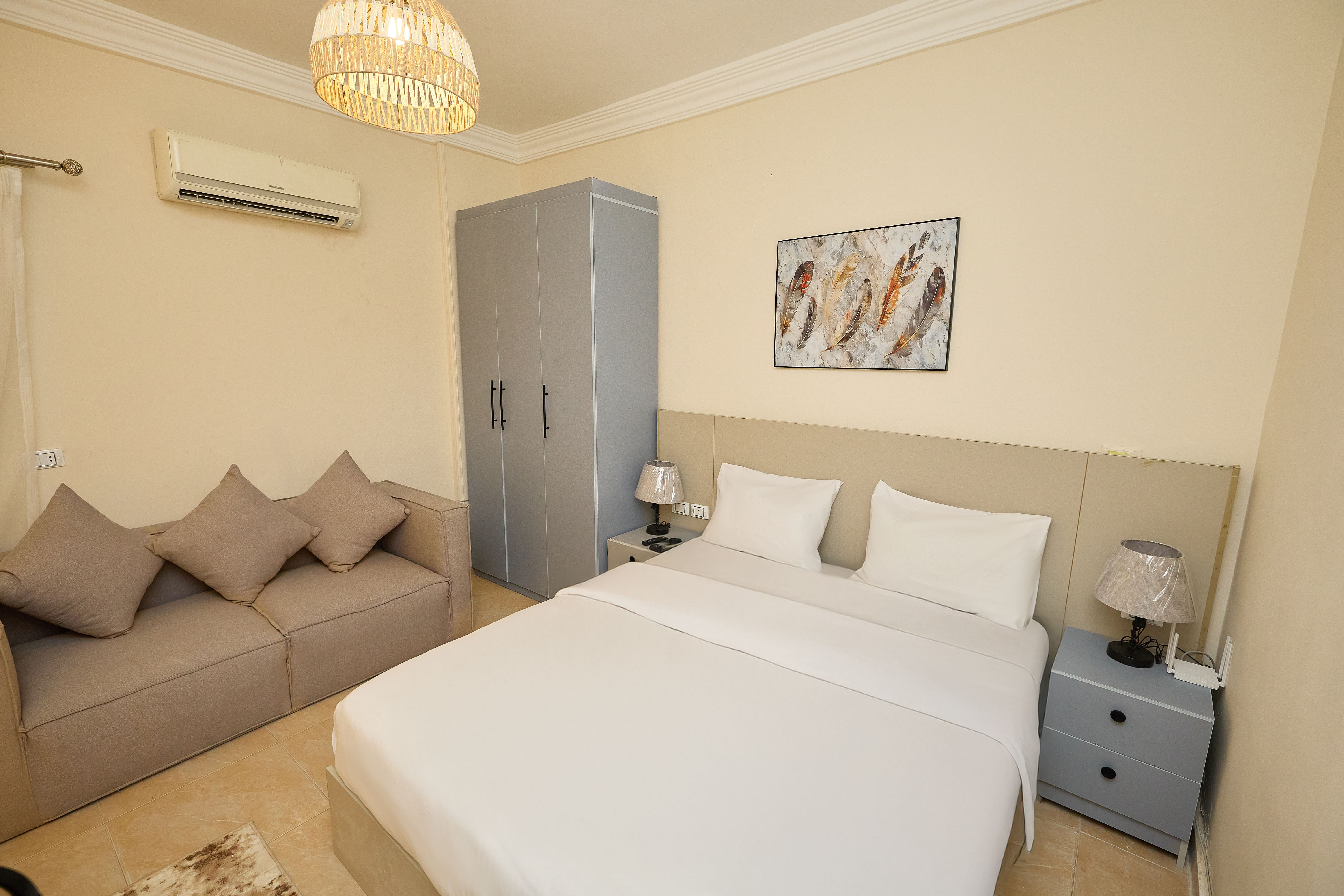 Royal Penthouse details