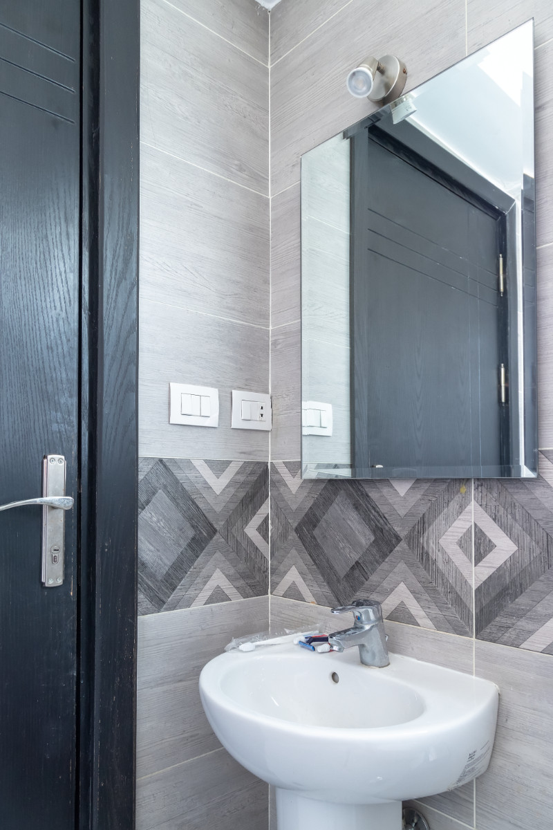 Royal Penthouse details